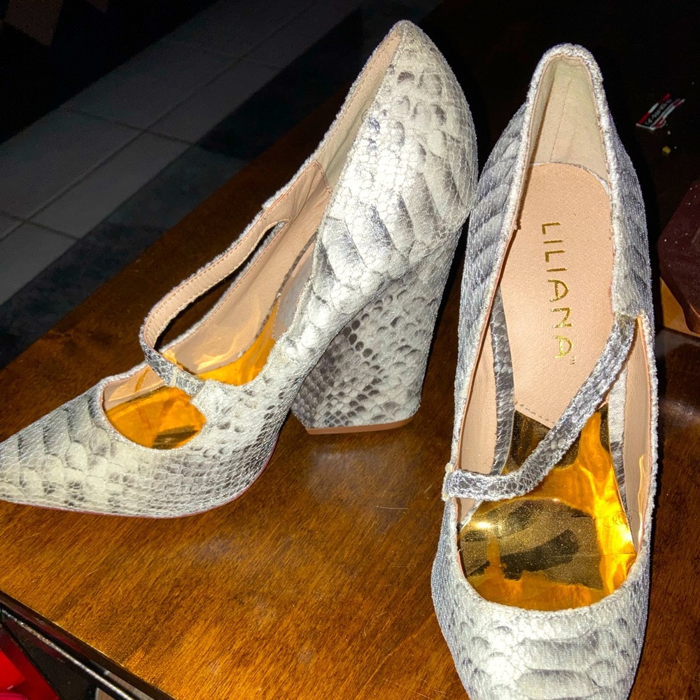 White snake skin wedge